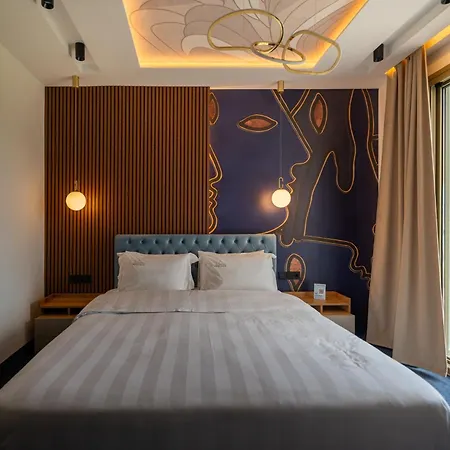 Hotel Greek House 2*