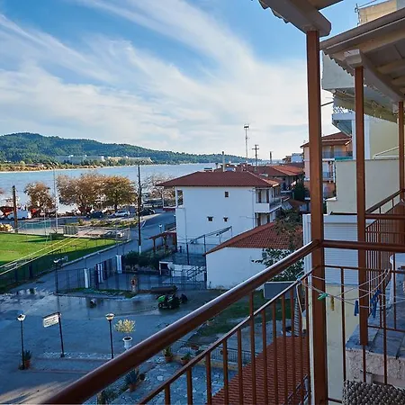 Hotel Greek House 2*