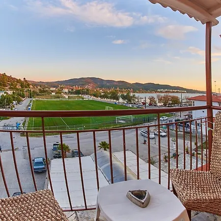 Hotel Greek House Neos Marmaras