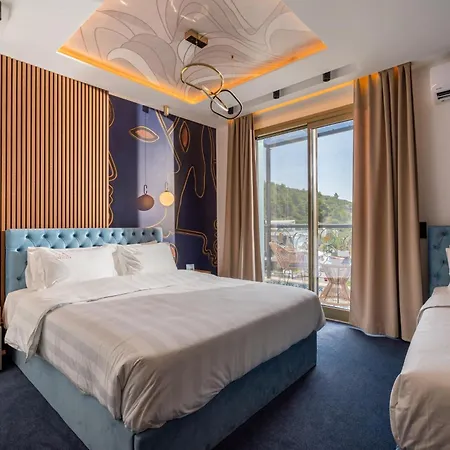 Greek House Hotel