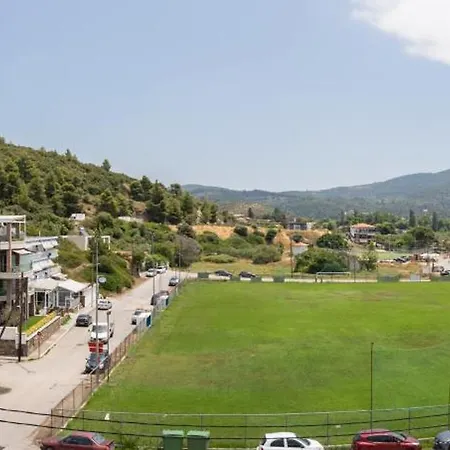 Greek House 2* Neos Marmaras