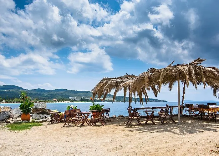 Hotel Greek House 2*