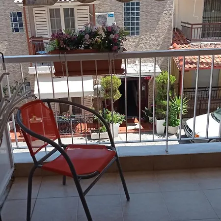 Greek House Neos Marmaras