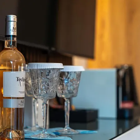 Hotel Greek House 2*