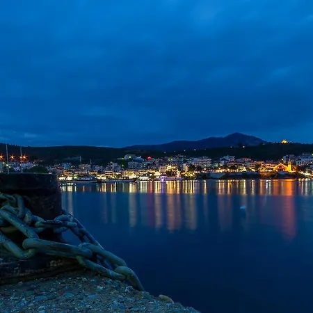 Hotel Greek House 2*