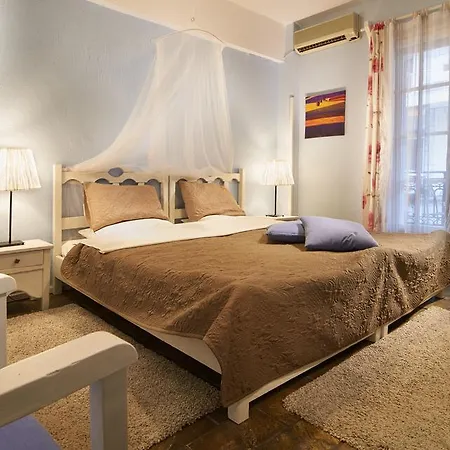 Hotel Greek House 2*